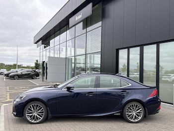 Used Lexus IS 2019 for sale - 76190723: Photo