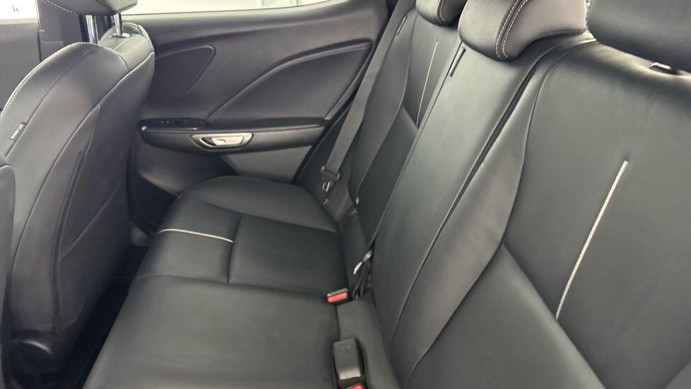 Used Lexus LBX 2024 for sale - 77498145: Photo 14