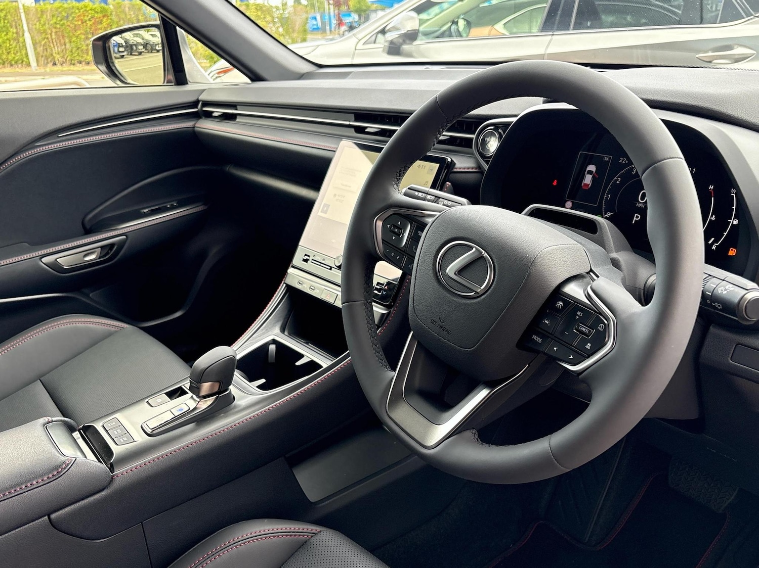 Used Lexus LBX 2025 for sale - 76419851: Photo 6