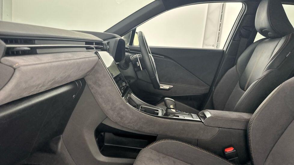 Used Lexus LBX 2024 for sale - 77239257: Photo 11