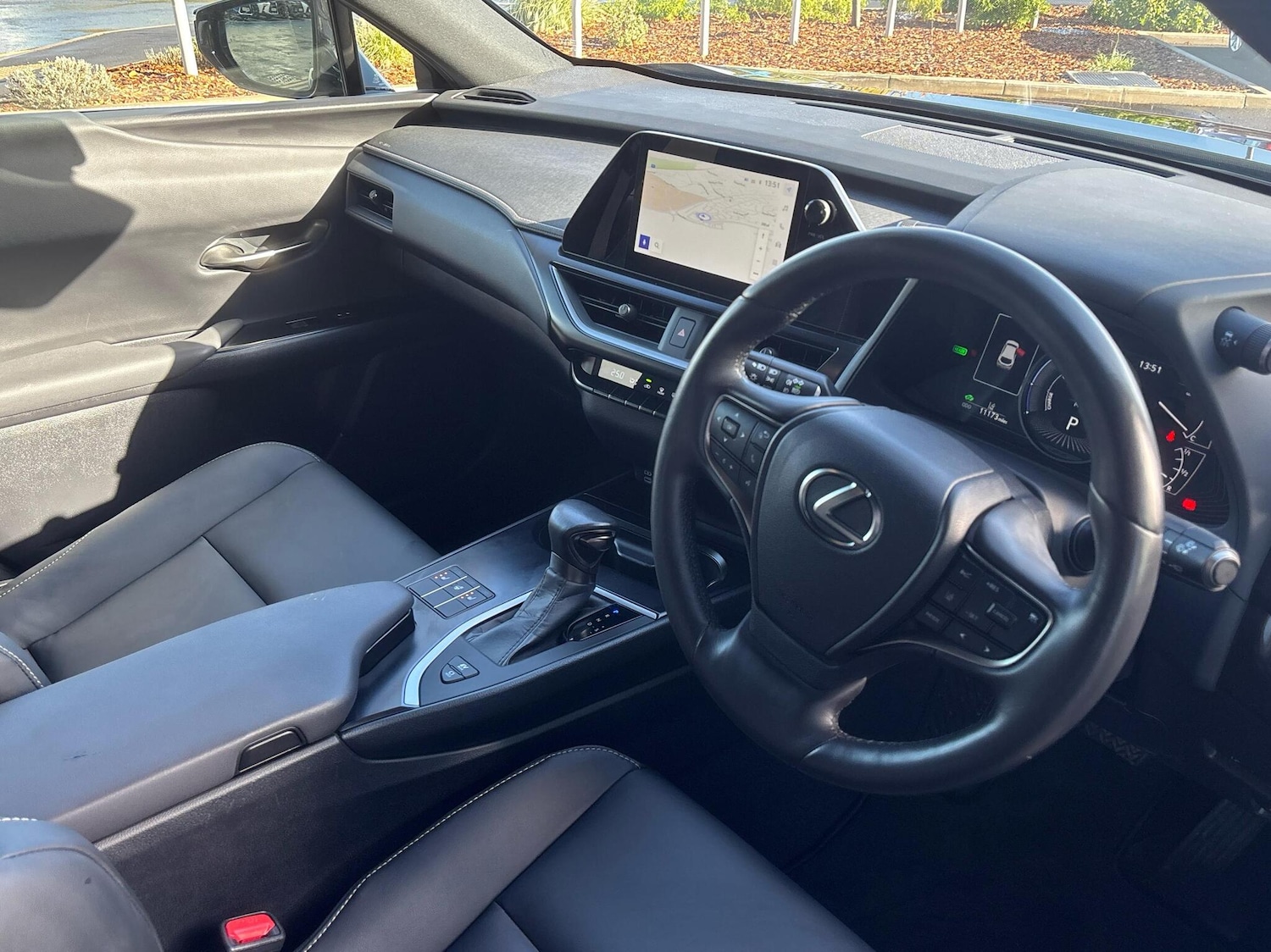 Used Lexus UX 2023 for sale - 76574658: Photo 6