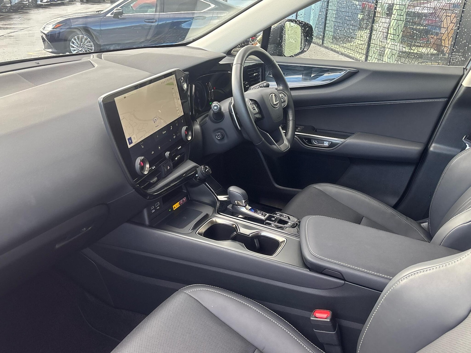 Used Lexus NX 2024 for sale - 76168363: Photo 2