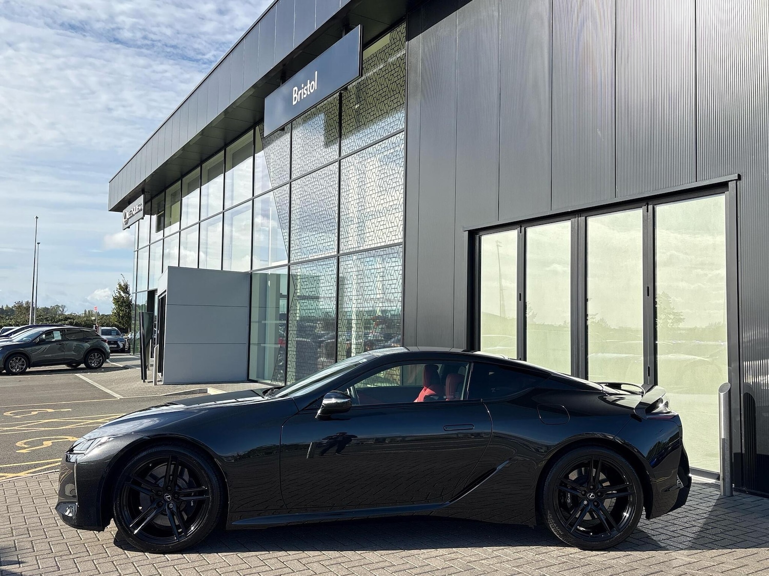 Used Lexus LC 2023 for sale - 76110891: Photo 4