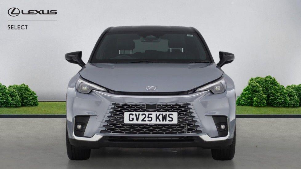 Used Lexus LBX 2025 for sale - 76716692: Photo 8