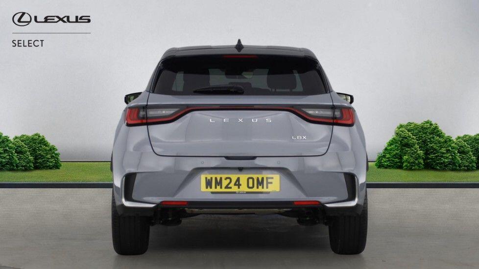 Used Lexus LBX 2024 for sale - 77013534: Photo 4