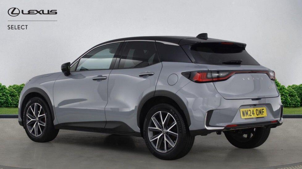 Used Lexus LBX 2024 for sale - 77013534: Photo 5