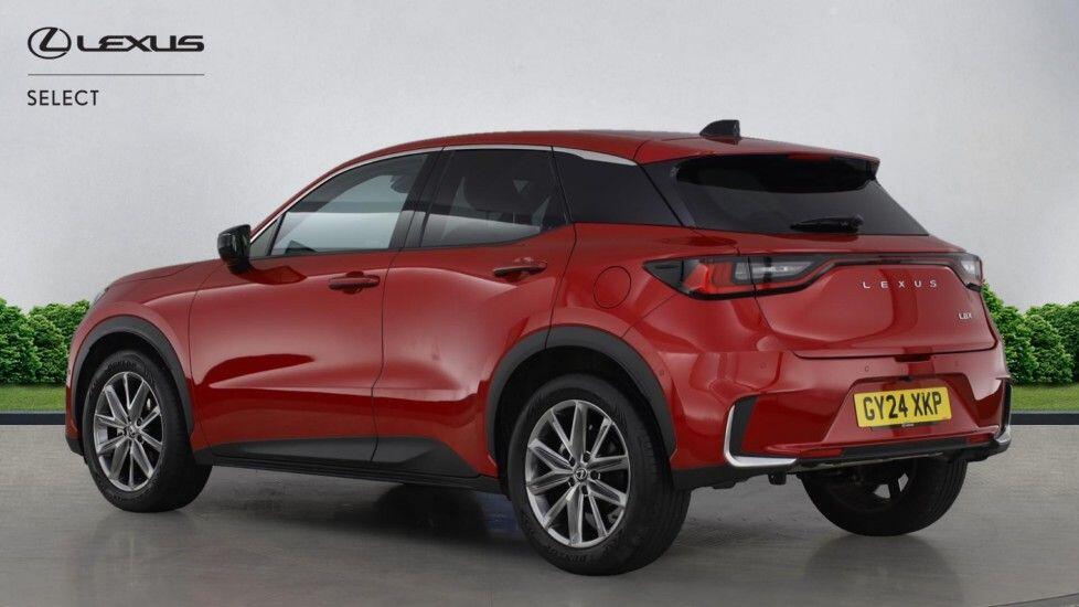 Used Lexus LBX 2024 for sale - 76730824: Photo 5