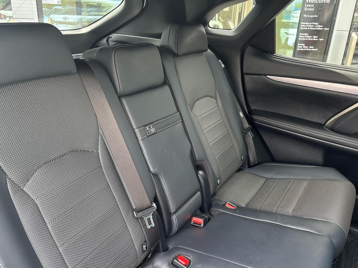 Used Lexus RX 2022 for sale - 76168360: Photo 9