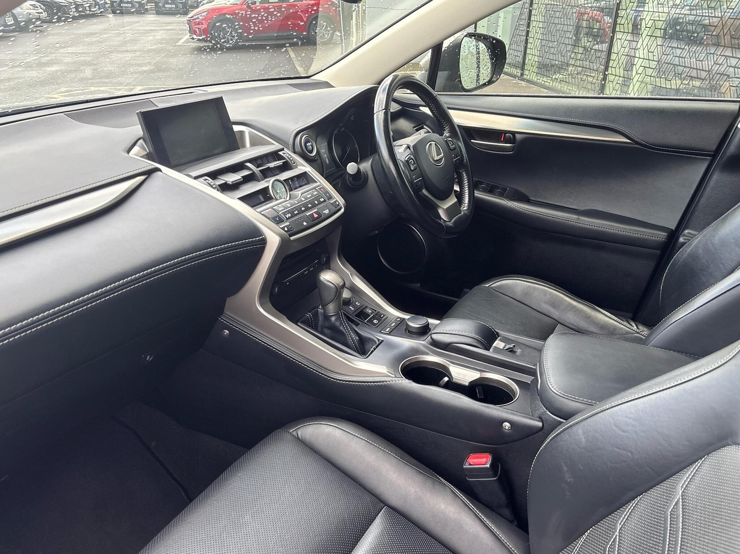 Used Lexus NX 2016 for sale - 76730799: Photo 2