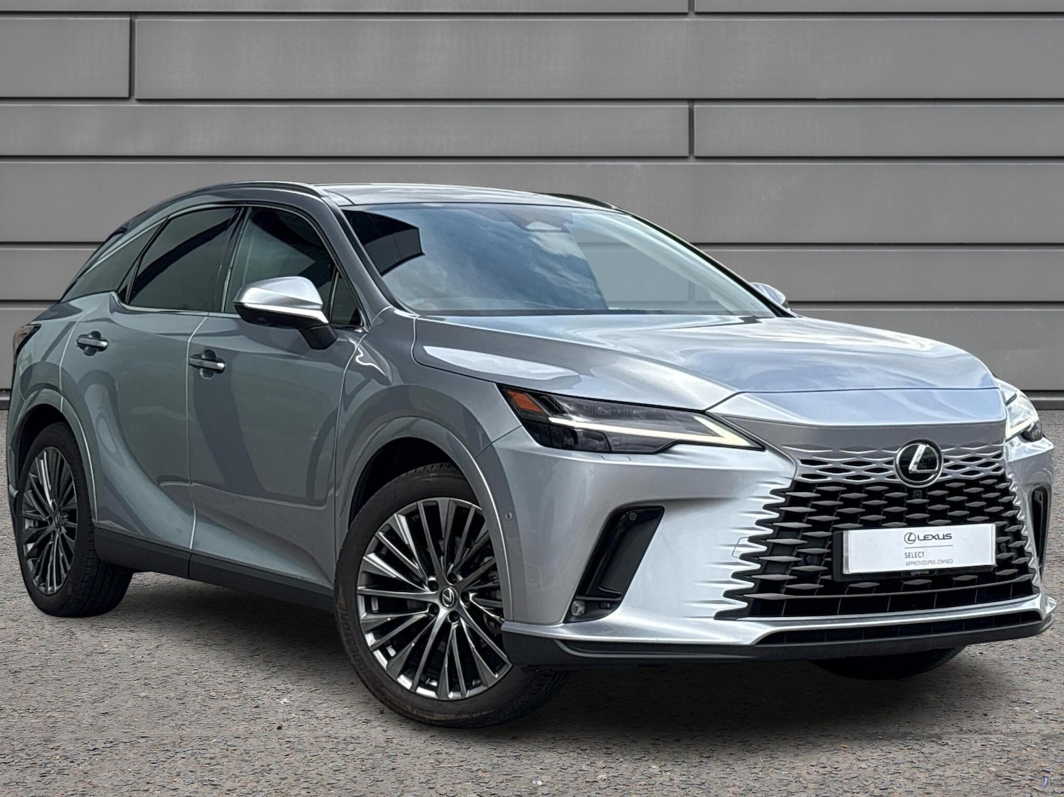 Used Lexus RX 2023 for sale - 76730698: Photo 1