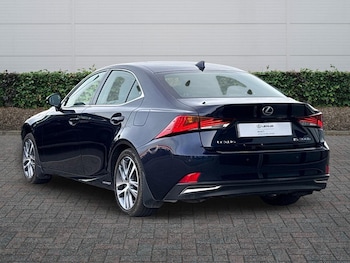 Used Lexus IS 2019 for sale - 77926873: Photo
