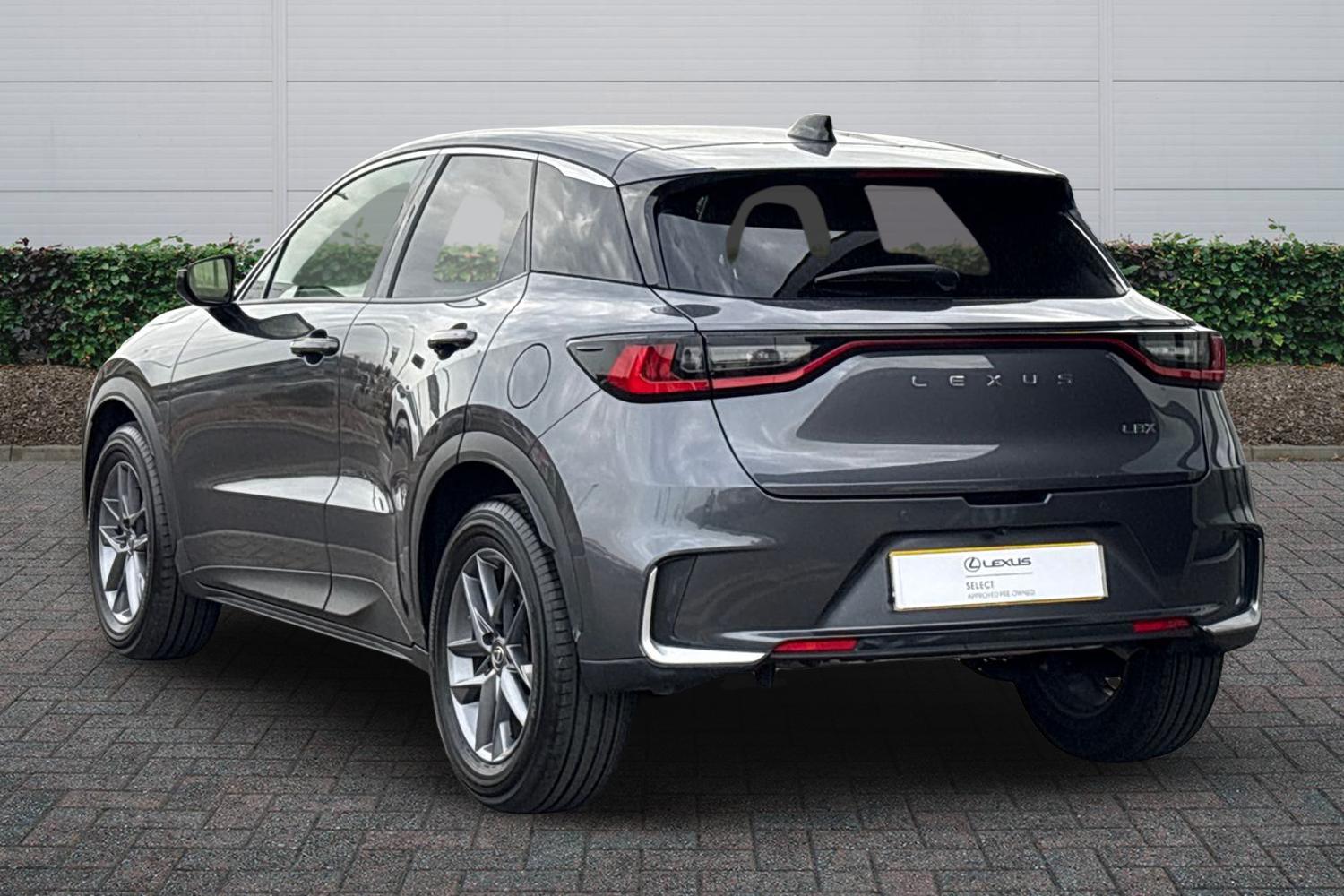 Used Lexus LBX 2025 for sale - 77770693: Photo 2