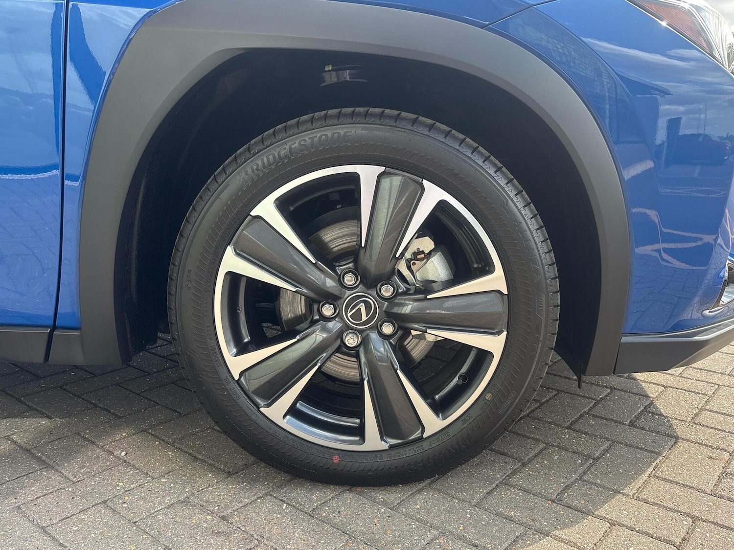 Used Lexus UX 2025 for sale - 77157536: Photo 5