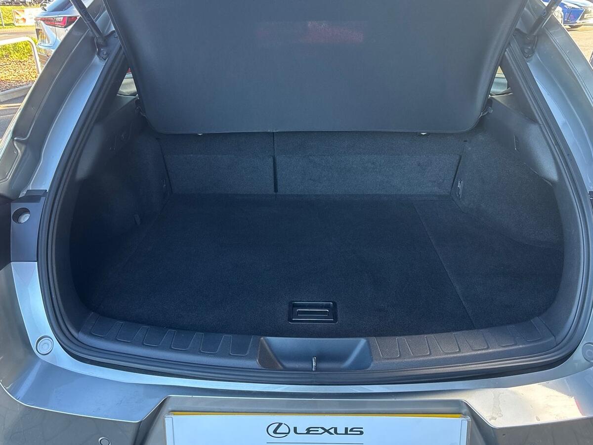 Used Lexus UX 2020 for sale - 76716843: Photo 10
