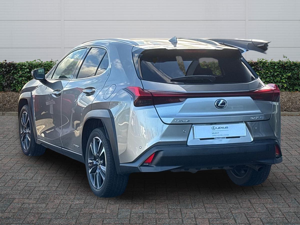 Used Lexus UX 2020 for sale - 76716843: Photo 2
