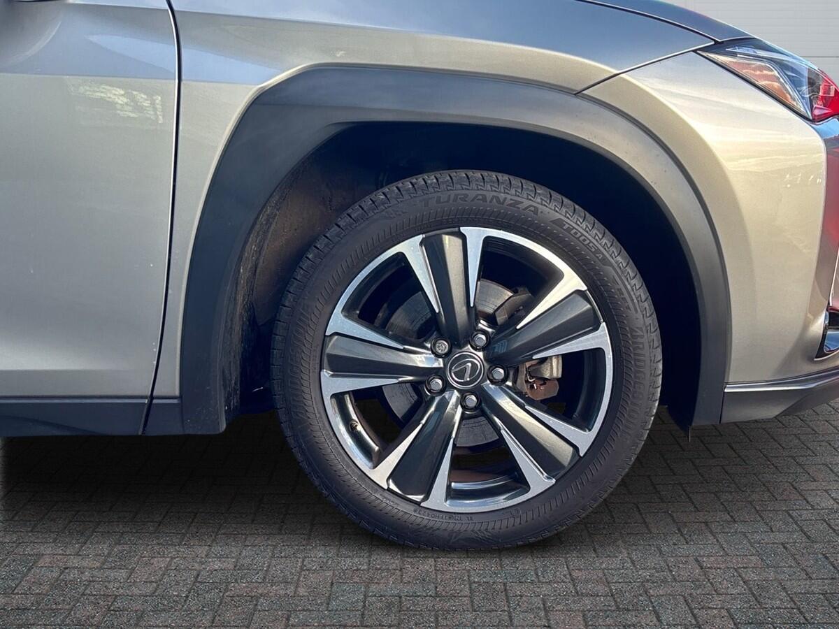 Used Lexus UX 2020 for sale - 76716843: Photo 6