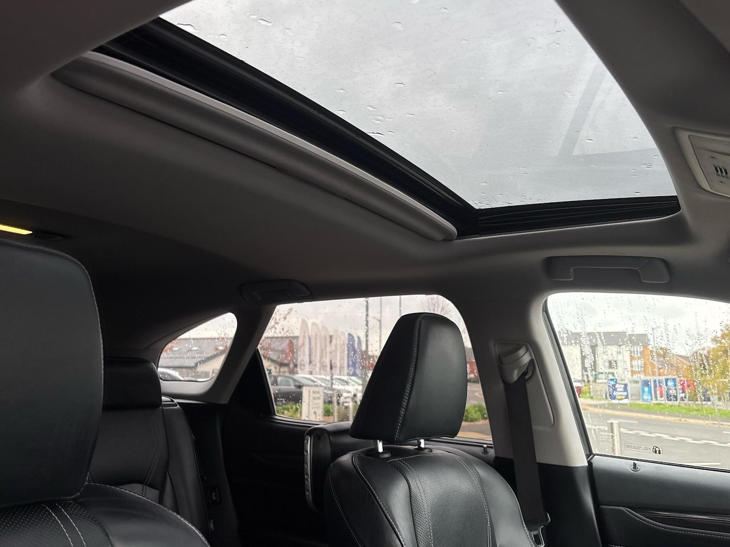 Used Lexus RX 2018 for sale - 76716825: Photo 15