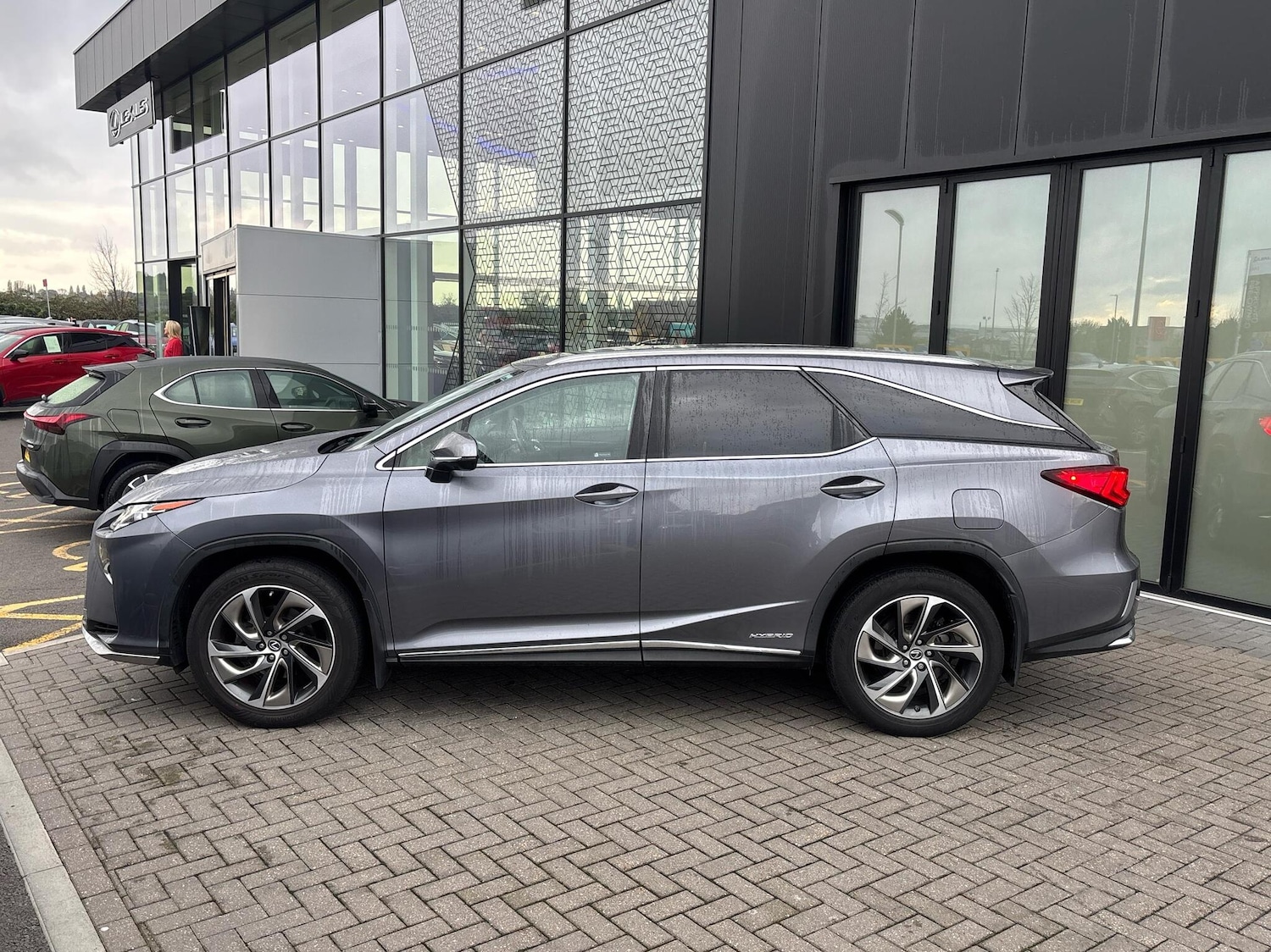 Used Lexus RX 2018 for sale - 76716825: Photo 4