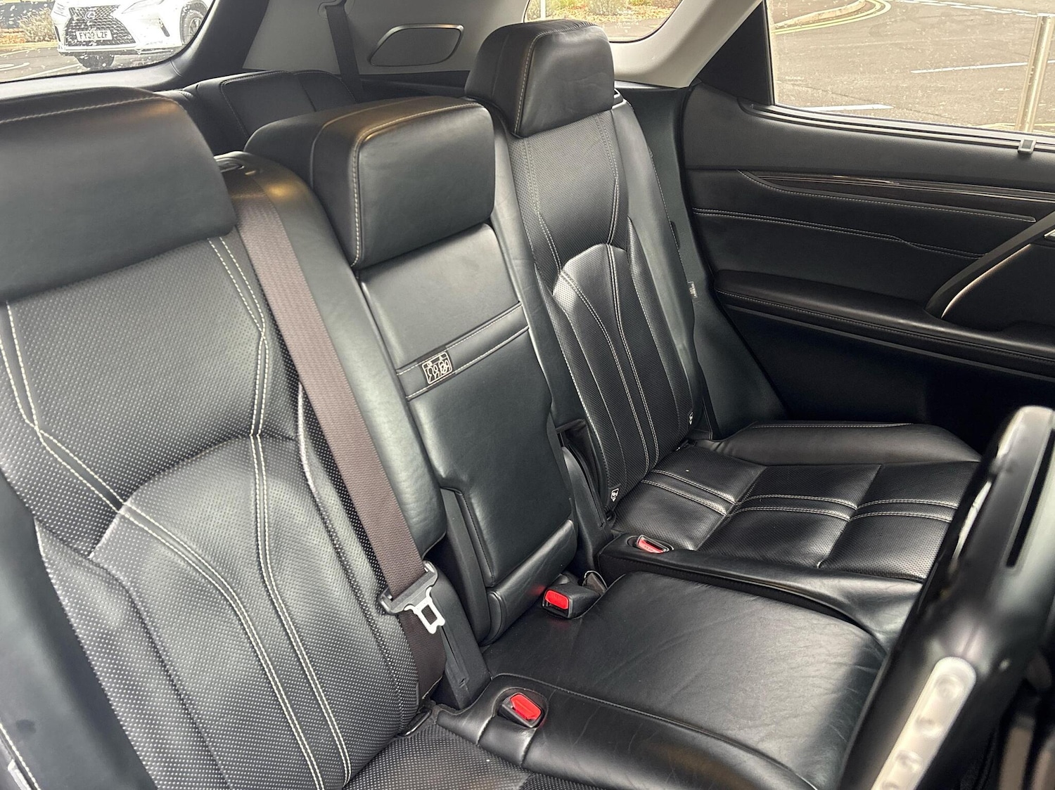 Used Lexus RX 2018 for sale - 76716825: Photo 9