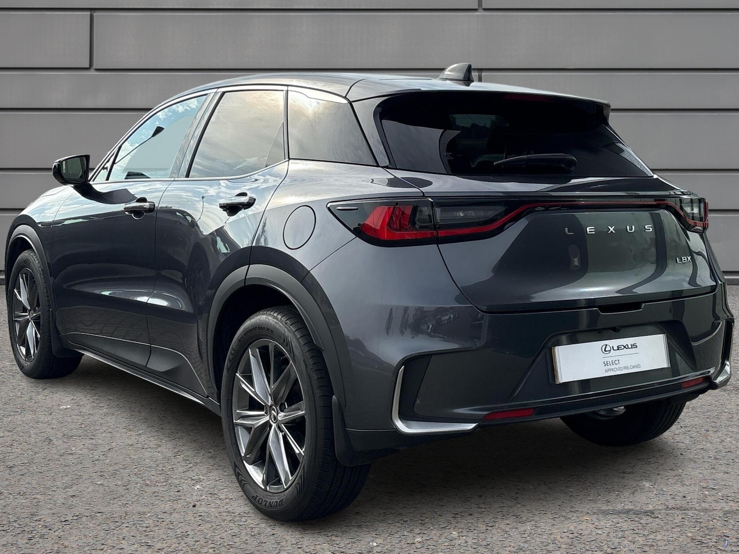 Used Lexus LBX 2024 for sale - 76154318: Photo 3
