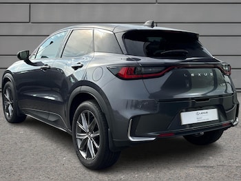 Used Lexus LBX 2024 for sale - 76154318: Photo