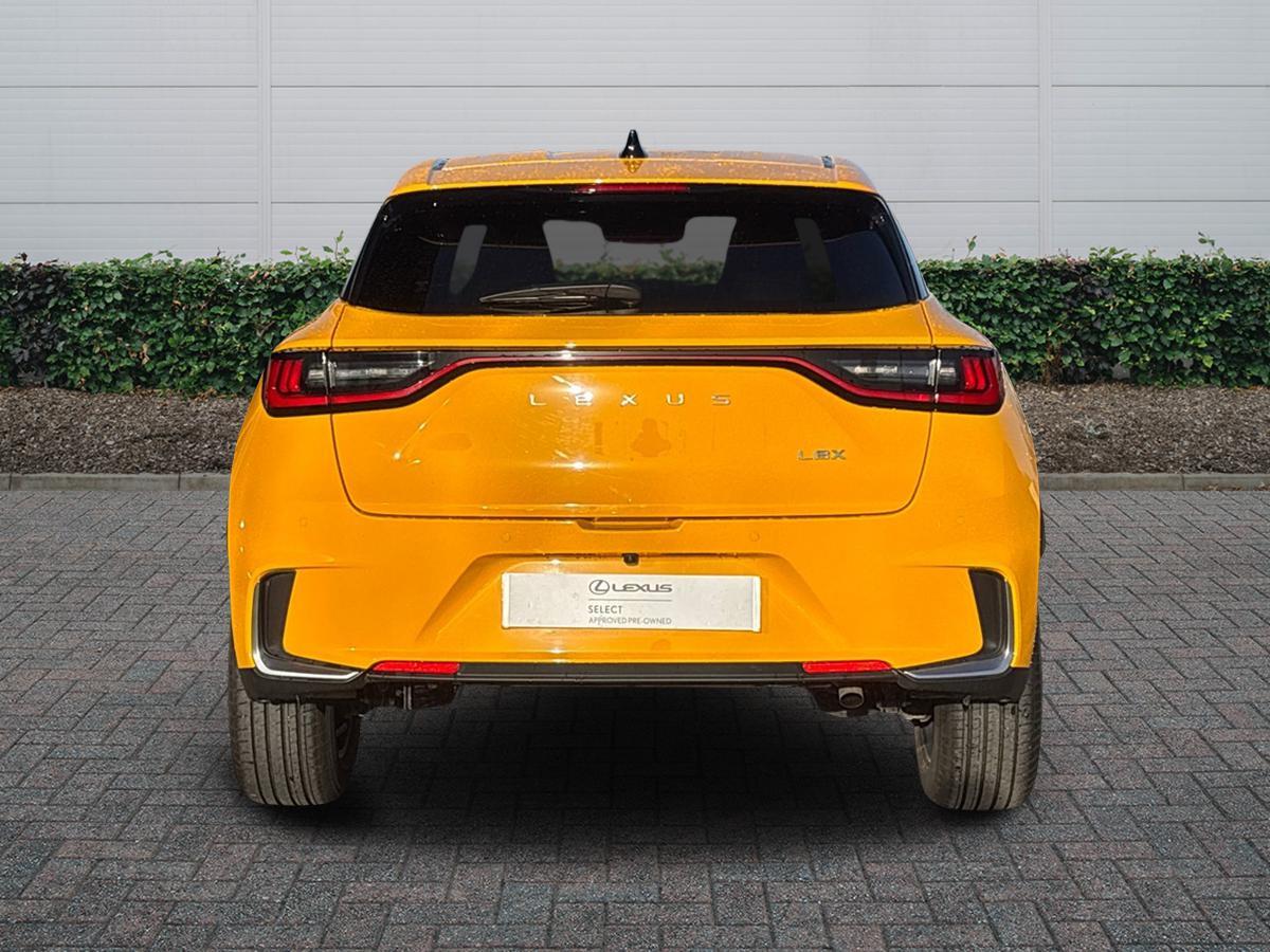 Used Lexus LBX 2025 for sale - 77176583: Photo 4