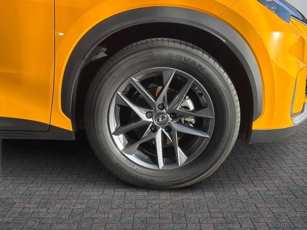 Used Lexus LBX 2025 for sale - 77176583: Photo 6