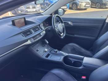 Used Lexus CT 2017 for sale - 74759496: Photo