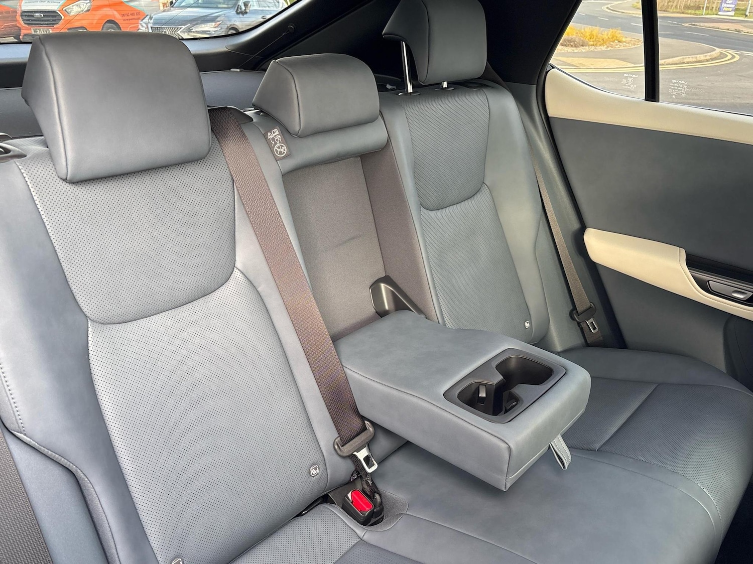 Used Lexus RZ 2024 for sale - 76110883: Photo 9