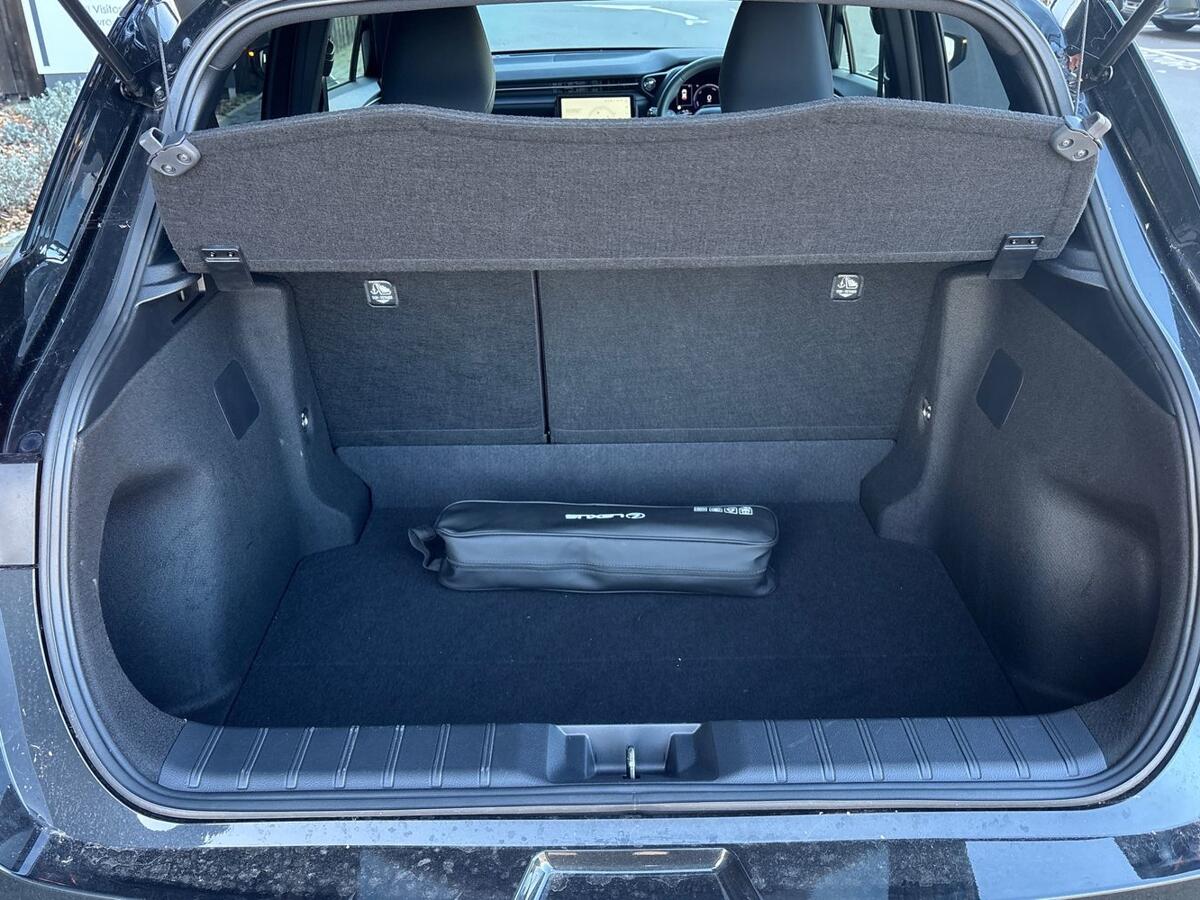 Used Lexus LBX 2025 for sale - 77177378: Photo 10