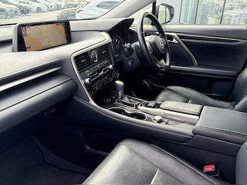 Used Lexus RX 2019 for sale - 76110533: Photo 2