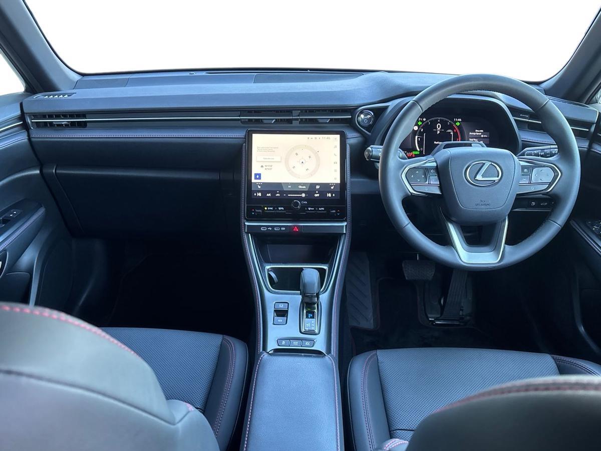 Used Lexus LBX 2024 for sale - 77176737: Photo 8