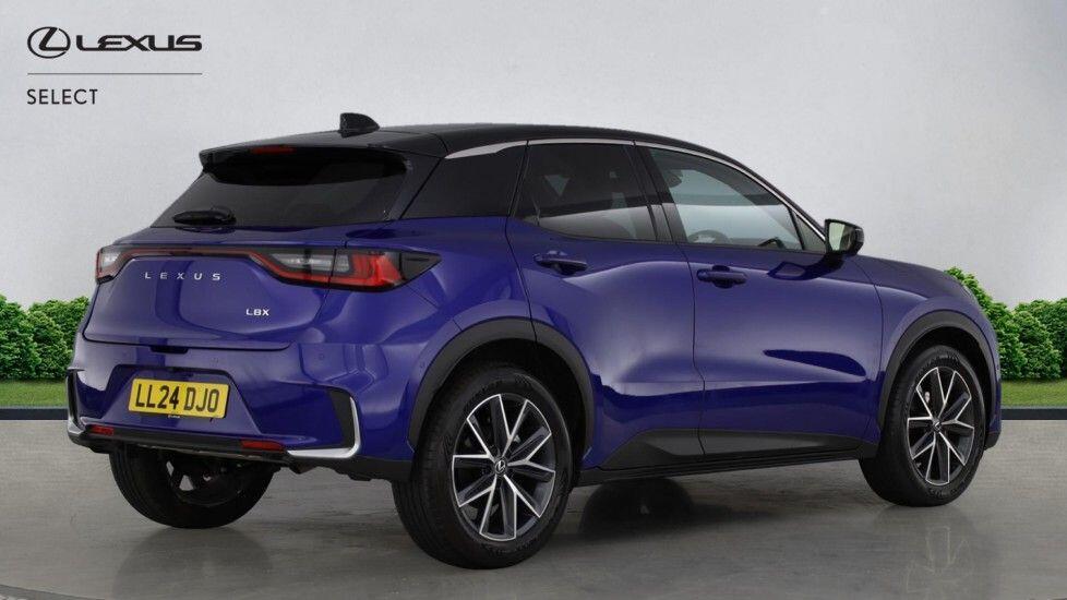 Used Lexus LBX 2024 for sale - 77052408: Photo 8