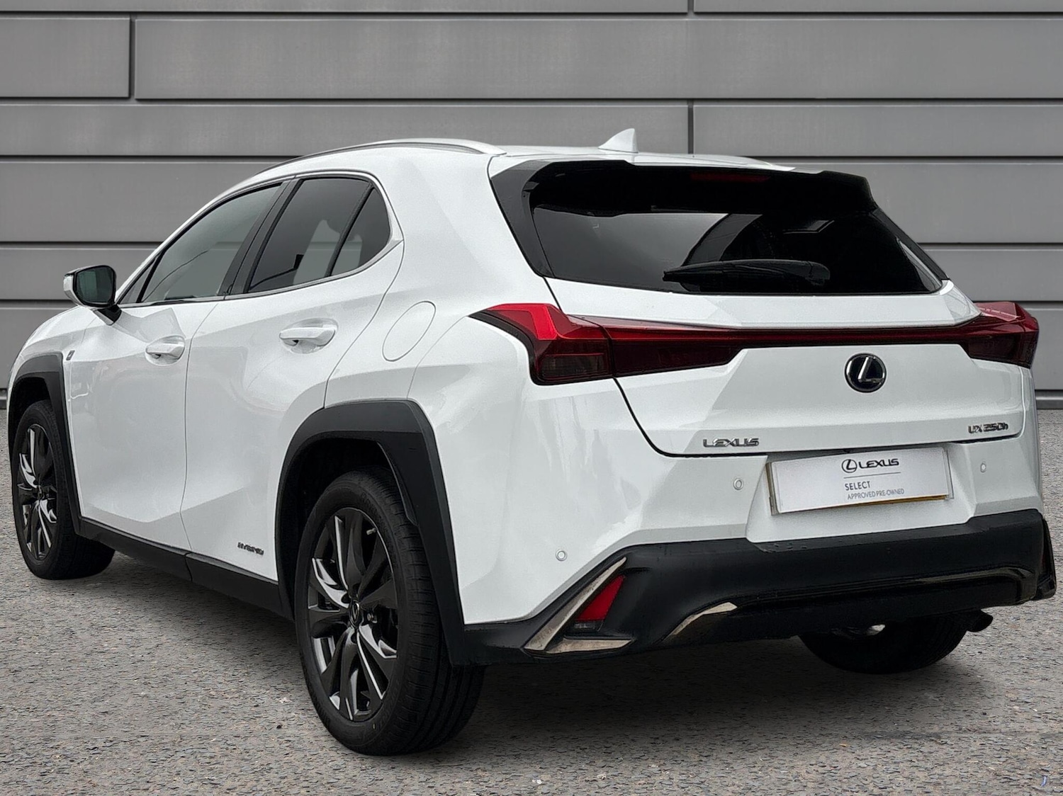 Used Lexus UX 2020 for sale - 76327840: Photo 3