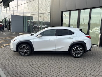 Used Lexus UX 2019 for sale - 76251660: Photo