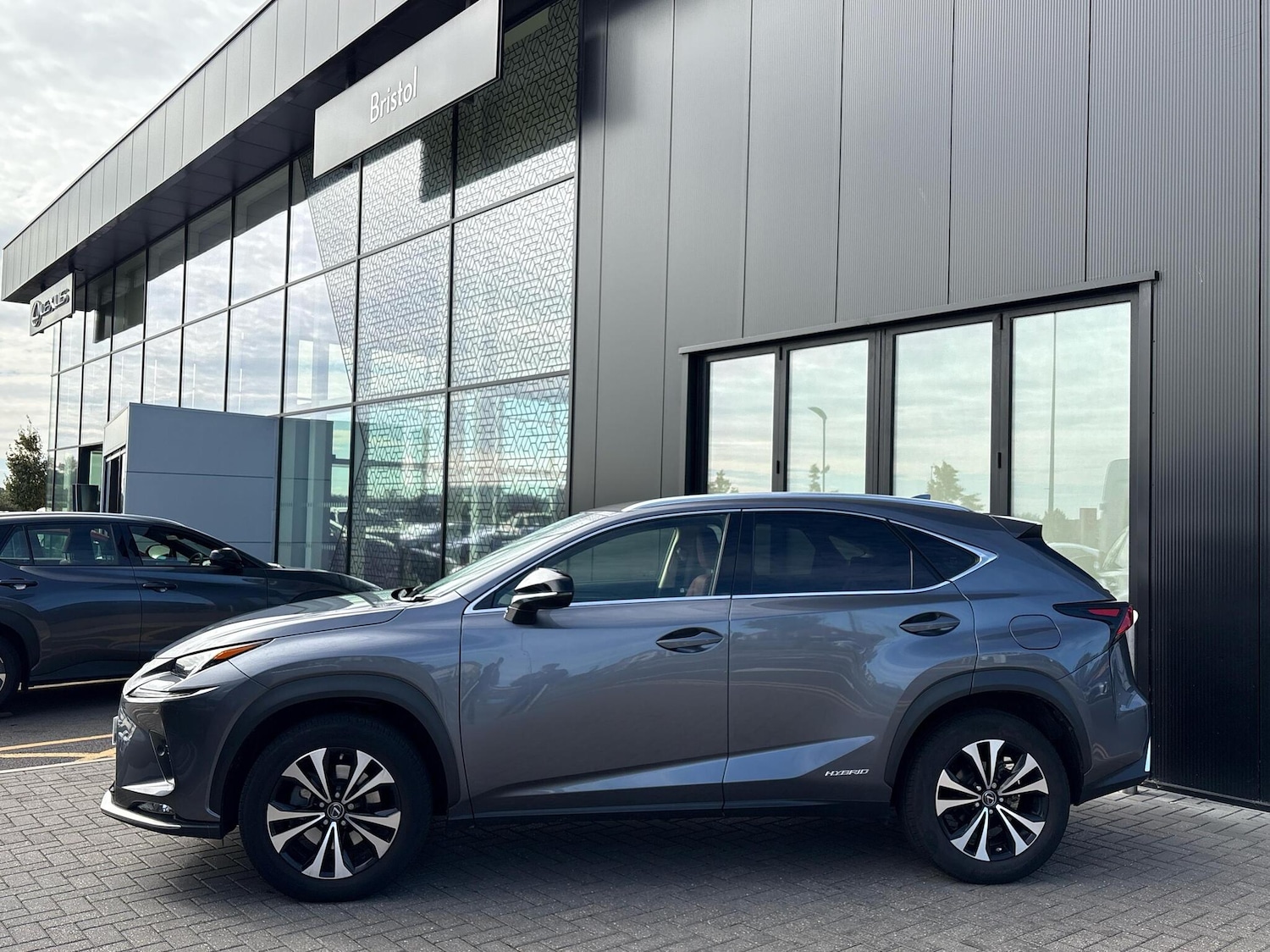 Used Lexus NX 2021 for sale - 76111355: Photo 4