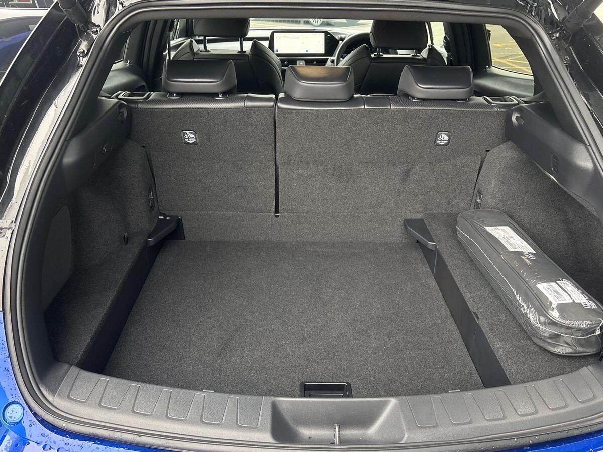 Used Lexus UX 2025 for sale - 77401172: Photo 10