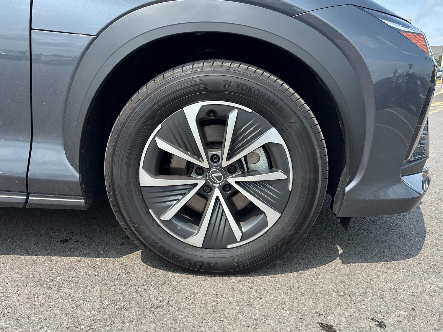 Used Lexus RZ 2025 for sale - 76110750: Photo 5