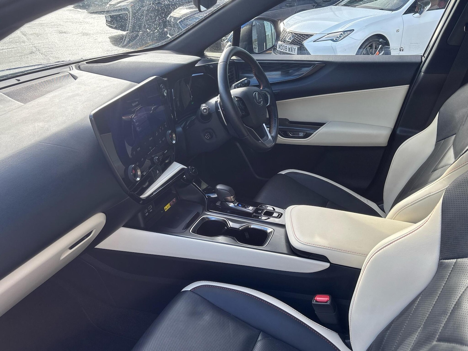 Used Lexus NX 2023 for sale - 77176717: Photo 2