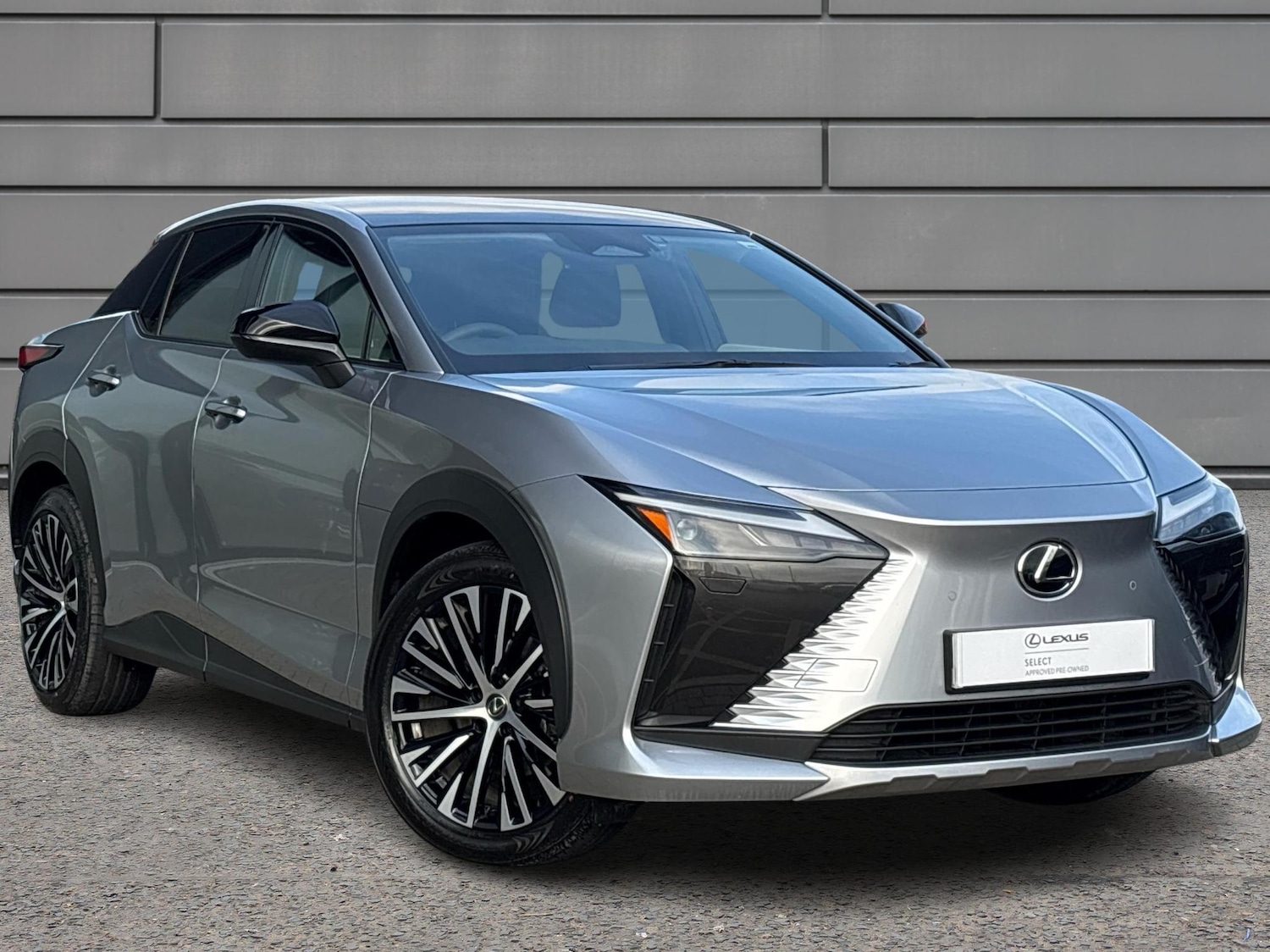 Used Lexus RZ 2024 for sale - 76730656: Photo 1