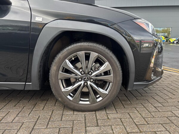 Used Lexus UX 2020 for sale - 76248474: Photo 5