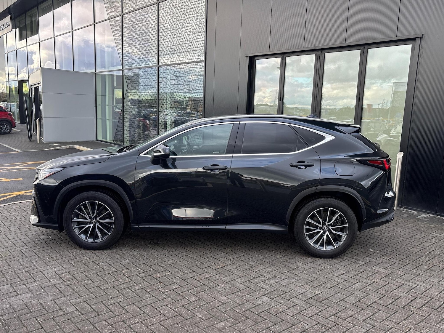 Used Lexus NX 2023 for sale - 77177333: Photo 4