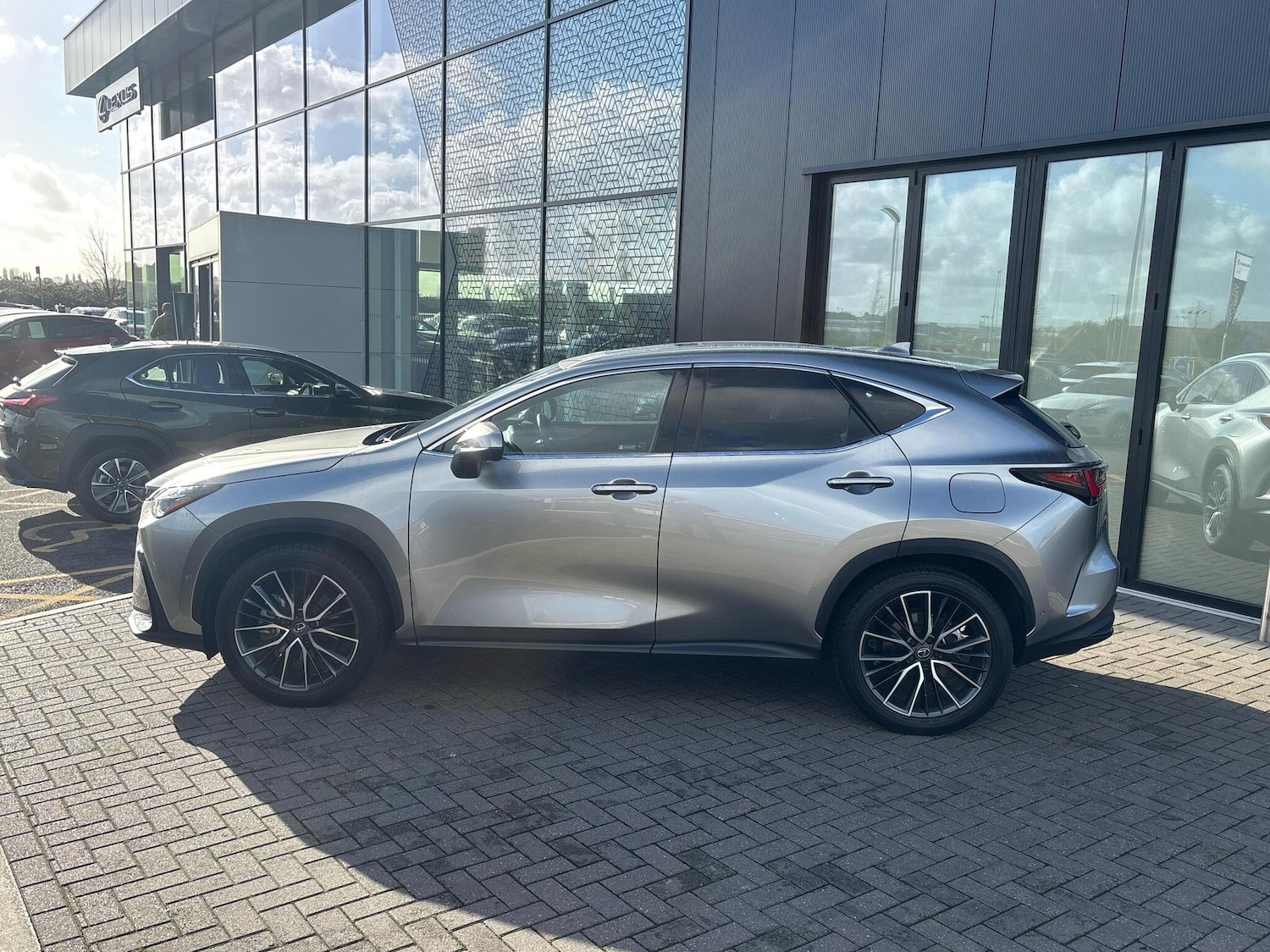 Used Lexus NX 2024 for sale - 76523224: Photo 4