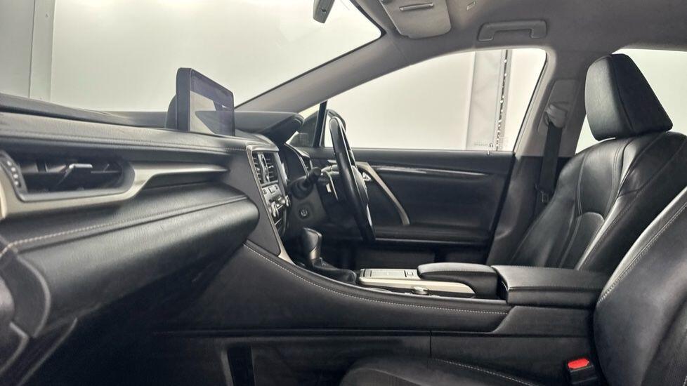 Used Lexus RX 2022 for sale - 76110783: Photo 3