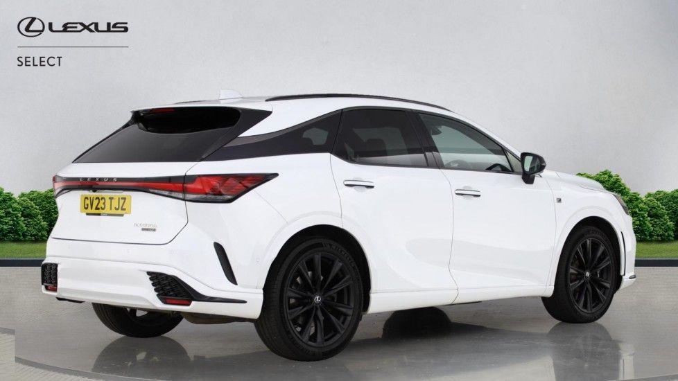 Used Lexus RX 2023 for sale - 76500853: Photo 2