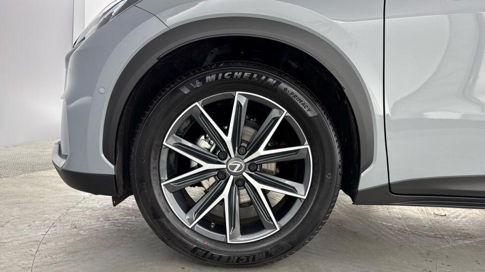 Used Lexus LBX 2025 for sale - 77346400: Photo 10