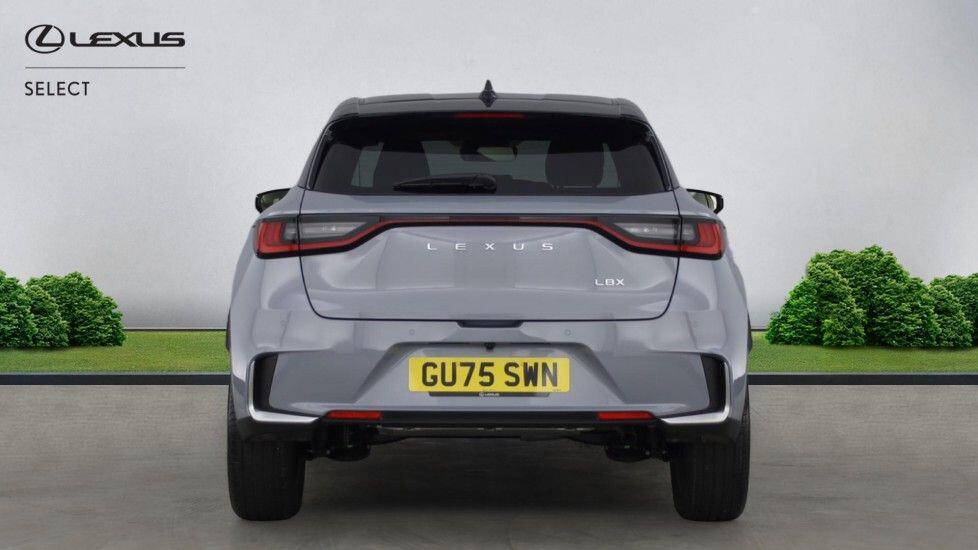 Used Lexus LBX 2025 for sale - 77346400: Photo 4