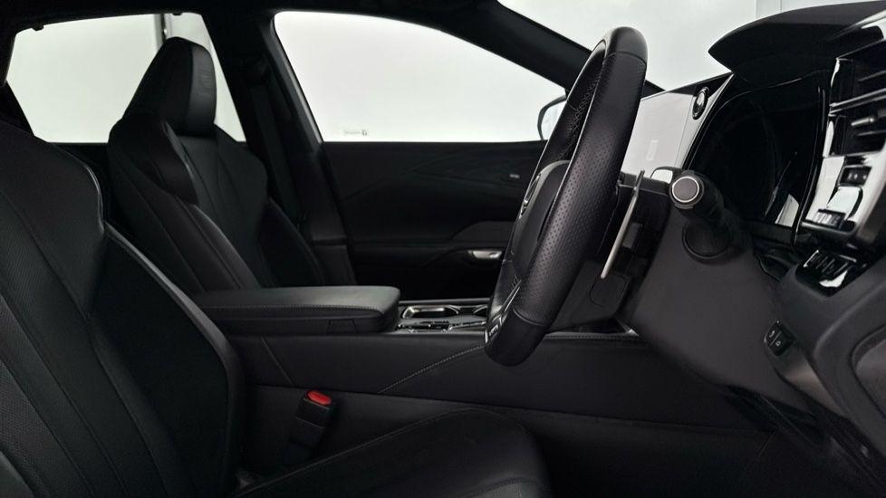 Used Lexus RX 2023 for sale - 76730658: Photo 16