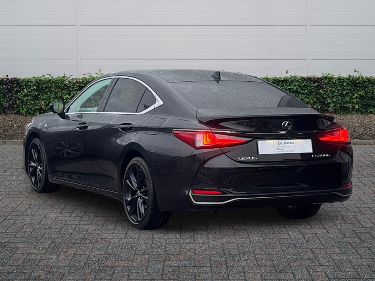 Used Lexus ES 2023 for sale - 76730706: Photo 2