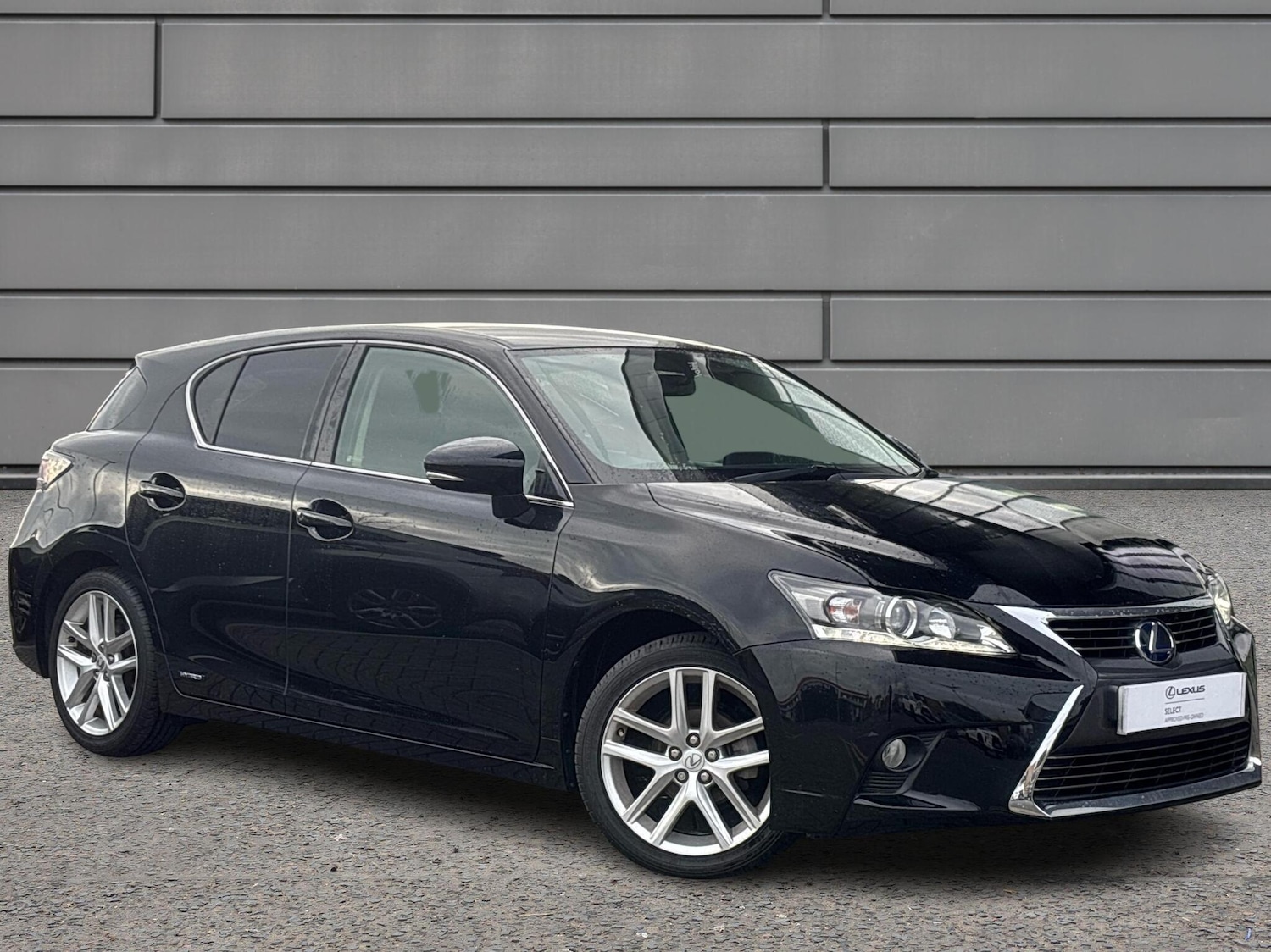 Used Lexus CT 2017 for sale - 76730641: Photo 1